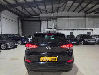 Hyundai TUCSON 1.7 CRDi Blue Drive Premium DCT Euro 6 (s/s) 5dr
