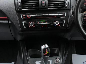 BMW 1 Series 2.0 118d Sport Auto Euro 5 (s/s) 5dr