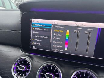 Mercedes-Benz E Class 2.0 E350 AMG Line (Premium Plus) Coupe 2dr Petrol G-Tronic+ Euro