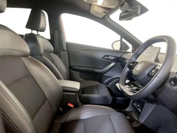 MG MG4 64kWh Trophy Long Range Hatchback 5dr Electric Auto (203 ps)