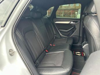 Audi Q3 2.0 TFSI S line SUV 5dr Petrol S Tronic quattro Euro 5 (s/s) (21
