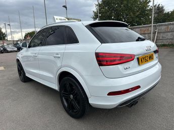 Audi Q3 2.0 TFSI S line SUV 5dr Petrol S Tronic quattro Euro 5 (s/s) (21