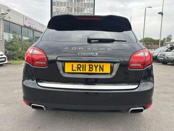 Audi Q3 2.0 TFSI S line SUV 5dr Petrol S Tronic quattro Euro 5 (s/s) (21