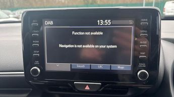 Toyota Yaris 1.5 VVT-h Design E-CVT Euro 6 (s/s) 5dr