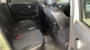 Nissan Note 1.6 16V Tekna Auto Euro 4 5dr