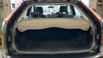 Ford Focus 1.6 Zetec 5dr