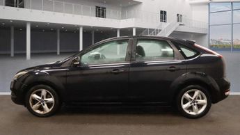 Ford Focus 1.6 Zetec 5dr