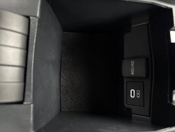 Toyota Corolla 2.0 VVT-h GR SPORT Hatchback 5dr Petrol Hybrid CVT Euro 6 (s/s) 