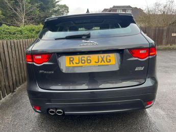 Jaguar F-PACE 2.0 D180 R-Sport Auto AWD Euro 6 (s/s) 5dr
