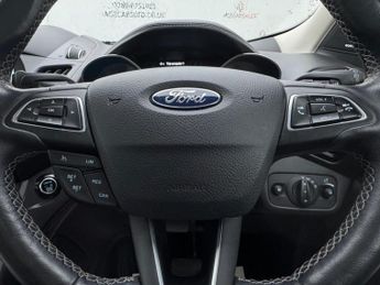 Ford Kuga 2.0 TDCi Vignale Powershift AWD Euro 6 (s/s) 5dr
