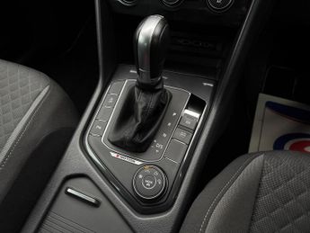 Volkswagen Tiguan 1.4 TSI SE Navigation DSG 4Motion Euro 6 (s/s) 5dr