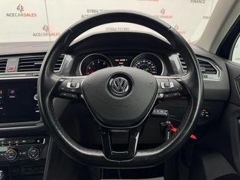 Volkswagen Tiguan 1.4 TSI SE Navigation DSG 4Motion Euro 6 (s/s) 5dr