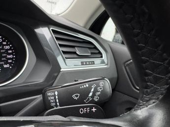 Volkswagen Tiguan 1.4 TSI SE Navigation DSG 4Motion Euro 6 (s/s) 5dr
