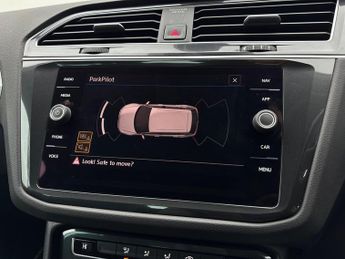 Volkswagen Tiguan 1.4 TSI SE Navigation DSG 4Motion Euro 6 (s/s) 5dr