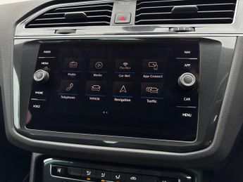 Volkswagen Tiguan 1.4 TSI SE Navigation DSG 4Motion Euro 6 (s/s) 5dr