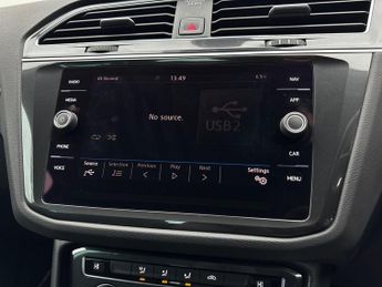 Volkswagen Tiguan 1.4 TSI SE Navigation DSG 4Motion Euro 6 (s/s) 5dr