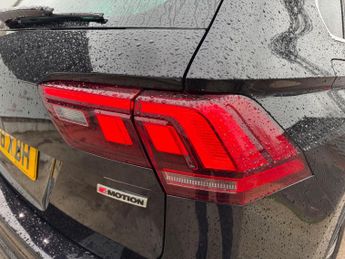 Volkswagen Tiguan 1.4 TSI SE Navigation DSG 4Motion Euro 6 (s/s) 5dr