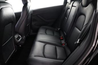 Tesla Model 3 Standard Range Plus Auto RWD 4dr