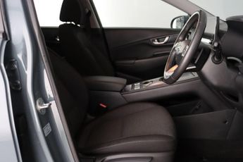 Hyundai KONA 64kWh Premium Auto 5dr (10.5kW Charger)
