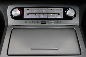 Hyundai KONA 64kWh Premium Auto 5dr (10.5kW Charger)