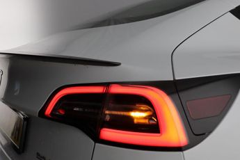 Tesla Model 3 (Dual Motor) Performance Auto 4WDE 4dr (Performance Upgrade)