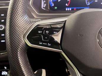 Volkswagen Tiguan 1.5 TSI R-Line SUV 5dr Petrol DSG Euro 6 (s/s) (150 ps)