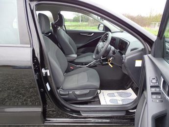 Kia Niro 1.6h GDi 2 DCT Euro 6 (s/s) 5dr