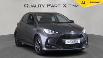 Toyota Yaris 1.5 VVT-h Design E-CVT Euro 6 (s/s) 5dr