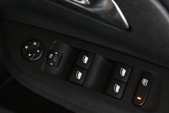 Vauxhall Corsa Electric 50kWh SRi Premium Auto 5dr