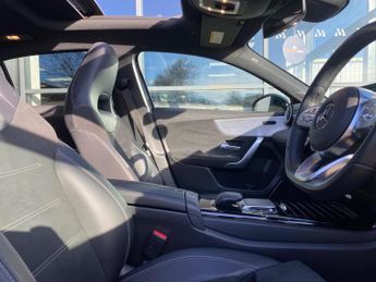 Mercedes-Benz A Class 1.3 A250e 15.6kWh AMG Line Edition (Premium Plus) 8G-DCT Euro 6 