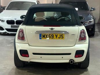 MINI Convertible 1.6 Cooper Auto Euro 4 2dr