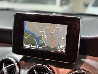 Mercedes-Benz GLA 2.1 GLA220d AMG Line (Premium Plus) SUV 5dr Diesel 7G-DCT 4MATIC