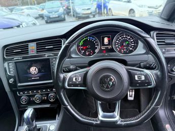 Volkswagen Golf 1.4 TSI GTE Nav DSG Euro 6 (s/s) 5dr