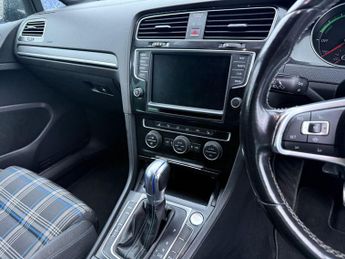 Volkswagen Golf 1.4 TSI GTE Nav DSG Euro 6 (s/s) 5dr