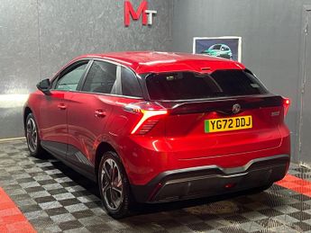 MG MG4 51kWh SE Auto 5dr