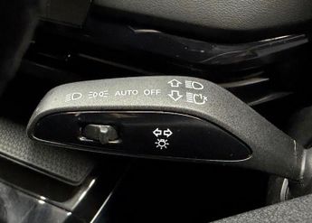 MG MG4 51kWh SE Auto 5dr