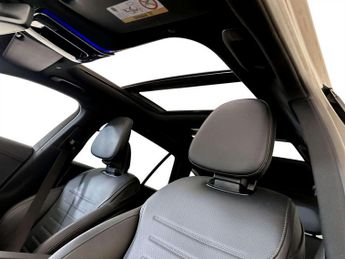 Mercedes-Benz C Class 2.0 C300dh MHEV AMG Line (Premium Plus) Estate 5dr Diesel Hybrid