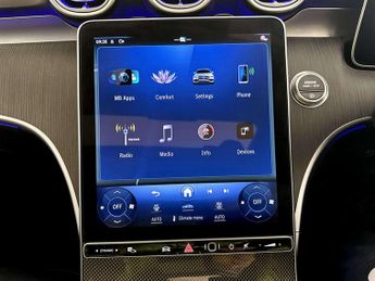 Mercedes-Benz C Class 2.0 C300dh MHEV AMG Line (Premium Plus) Estate 5dr Diesel Hybrid