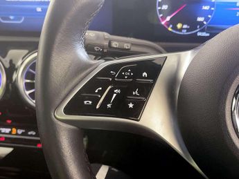 Mercedes-Benz A Class 1.3 A180h MHEV Sport (Executive) Hatchback 5dr Petrol Hybrid 7G-