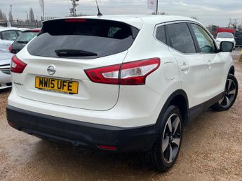 Nissan Qashqai 1.2 DIG-T n-tec XTRON 2WD Euro 6 (s/s) 5dr