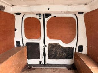 Citroen Nemo 1.3 HDi 660 16v LX FWD L1 H1 3dr