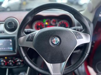 Alfa Romeo MiTo 1.4 TB MultiAir Lusso Euro 5 (s/s) 3dr
