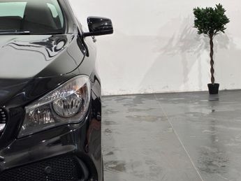 Mercedes-Benz CLA 1.6 CLA180 AMG Line Edition Coupe 7G-DCT Euro 6 (s/s) 4dr