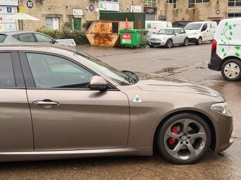 Alfa Romeo Giulia 2.2 TD Speciale Auto Euro 6 (s/s) 4dr