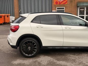 Mercedes-Benz GLA 2.1 GLA220d AMG Line (Premium) 7G-DCT 4MATIC Euro 6 (s/s) 5dr