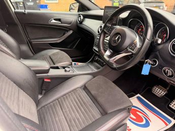 Mercedes-Benz GLA 2.1 GLA220d AMG Line (Premium) 7G-DCT 4MATIC Euro 6 (s/s) 5dr