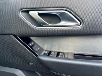 Land Rover Range Rover Velar 2.0 D240 R-Dynamic S Auto 4WD Euro 6 (s/s) 5dr