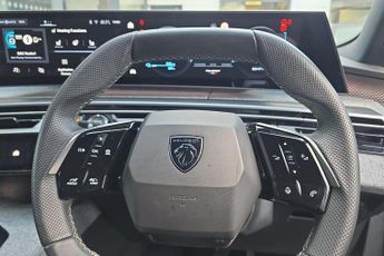 Peugeot E-3008 73kWh GT Auto 5dr
