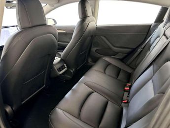 Tesla Model 3 Standard Range Plus Saloon 4dr Electric Auto RWD (241 bhp)