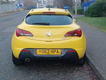 Vauxhall Astra GTC 2.0 CDTi SRi Euro 5 (s/s) 3dr